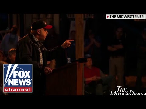 You are currently viewing WATCH: Americans lash out at local Dems: ‘Every one of you is corrupt’