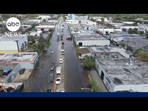 You are currently viewing Fort Lauderdale residents face flood damage after torrential rain