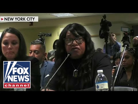 You are currently viewing Mother of murdered veteran shreds Manhattan DA: Do your damn job!