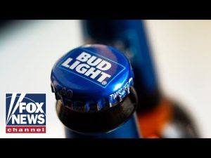 Read more about the article Why the Bud Light controversy is a ‘turning point’ in the culture war
