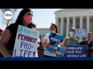 Read more about the article Supreme Court temporarily extends stay on abortion pill restrictions