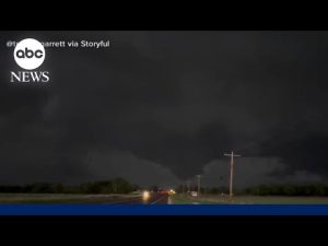 Read more about the article Deadly tornado outbreak