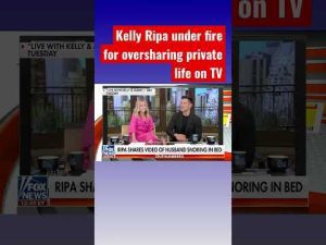 Read more about the article Harris Faulkner roasts Kelly Ripa’s oversharing: My goodness, know your audience! #shorts