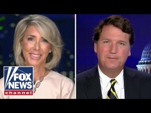 Read more about the article Economist to Tucker: Biden’s ‘reckless policy’ will put Americans ‘underwater’