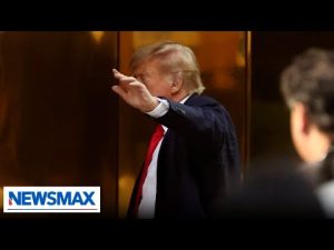 Read more about the article Trump lawyer addresses ‘gag order’ talk on eve of arraignment | Eric Bolling The Balance
