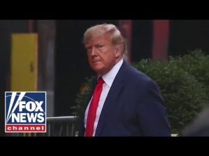 Read more about the article Live: Trump delivers remarks in Mar-a-Lago after arraignment