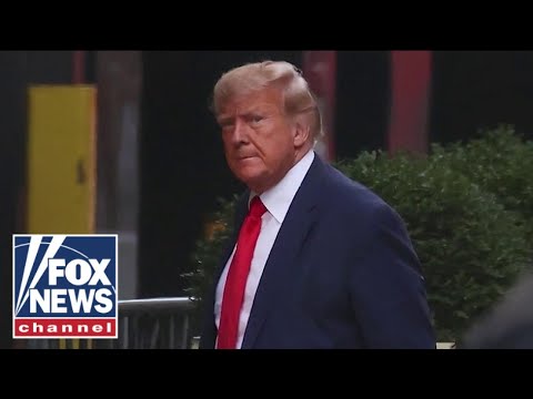 You are currently viewing Live: Trump delivers remarks in Mar-a-Lago after arraignment