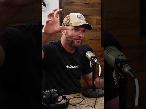 You are currently viewing Uncle Si & Microphones Do NOT Get Along
