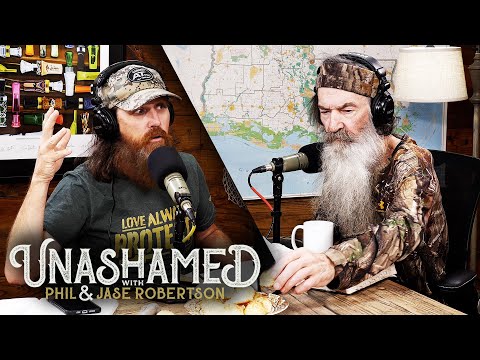 You are currently viewing Phil Gives This Snack a Rare Thumbs-Up & Jase Left a Dollar Store Clerk Freaked OUT! | Ep 674