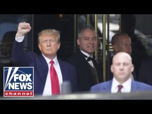 Read more about the article Jonathan Turley: This is ‘legal Super Tuesday’ for Trump