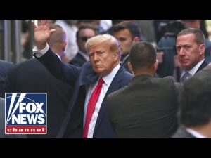 Read more about the article Donald Trump delivers remarks from Mar-a-Lago after arraignment