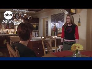 Read more about the article ‘Freaky Friday’ sequel in the works with Lindsay Lohan and Jamie Lee Curtis | ABCNL