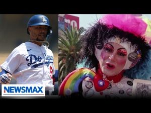 Read more about the article Dodgers are catering to woke minority by inviting LGBT nuns: Curt Schilling | National Report