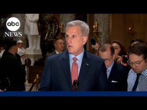 Read more about the article Speaker Kevin McCarthy sends negotiators to White House to discuss debt ceiling