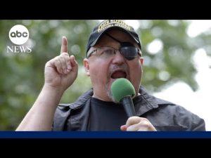 Read more about the article Oath Keepers founder sentenced to 18 years for seditious conspiracy l ABC News