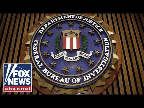 You are currently viewing FBI protects the ruling, political elite: FBI whistleblower