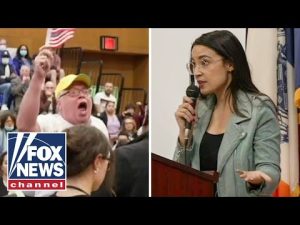 Read more about the article AOC heckled, booed at NYC town hall