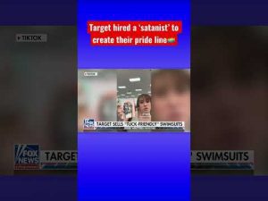 Read more about the article Target is now selling ‘tuck-friendly’ swimsuits #target