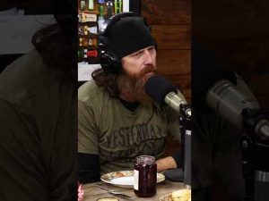 Read more about the article Phil Robertson LOVES Making Jelly