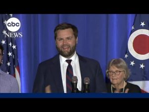 Read more about the article Sen. J.D. Vance pitches Trump days ahead of New Hampshire primary