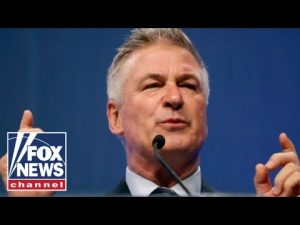 Read more about the article ‘UNTOWARD’: Criminal defense attorney criticizes the Alec Baldwin prosecution