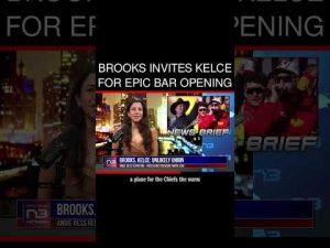 Read more about the article Garth Brooks invites Travis Kelce and Chiefs to open his Nashville bar with ‘Friends in Low Places.’
