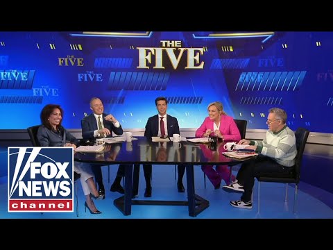 You are currently viewing ‘The Five’: Ex-NYT editor shamed for eating Chick-fil-A