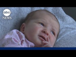 Read more about the article Local Lowdown: Indiana mother delivers baby outside fire station
