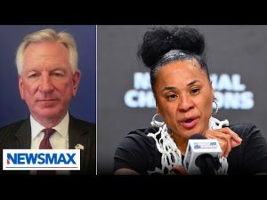Read more about the article Tuberville: Coach Dawn Staley’s comments were ‘unfortunate’