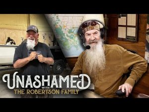 Read more about the article Behind Godwin’s Shirtless ‘Duck Dynasty’ Scenes & Phil’s Dad Had a Funny Prayer Habit | Ep 891