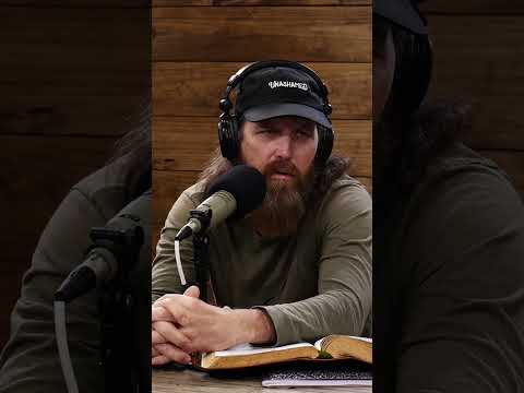 You are currently viewing Jase & Phil Robertson: Cottonmouths Are EVIL