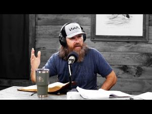 Read more about the article Jase Robertson Was In the Mood to Argue about the Book of Hebrews!