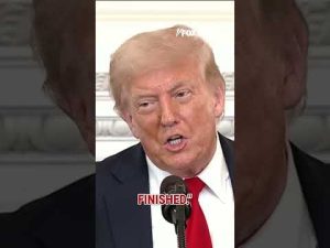 Read more about the article Secret weapon? Melania Trump’s advice to president revealed #shorts #trump #ukraine #world