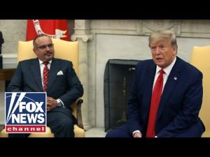 Read more about the article WATCH LIVE: Trump hosts Bahrain PM Salman bin Hamad Al Khalifa