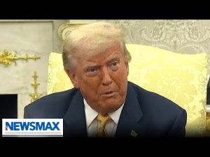 Read more about the article Trump: I’m not talking about firing ‘too late’ Powell