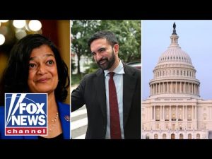 Read more about the article A SOCIAL WITH A SOCIALIST: Nervous Dems try to ‘get to know’ Mamdani