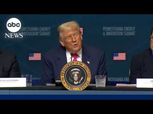 Read more about the article Trump falsely claims his uncle taught Unabomber at MIT