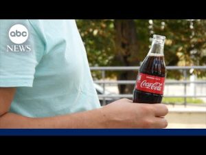 Read more about the article Coca-Cola with cane sugar will make ‘marginal difference’ in health