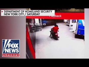 Read more about the article BREAKING: New footage shows migrant suspects moments after CBP agent shooting