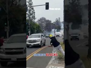 Read more about the article Anti-ICE rioter arrested trying to flee US #shorts #illegalimmigration #us #fox #trump #immigrant