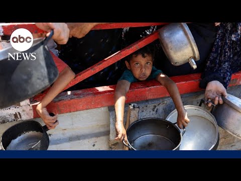 You are currently viewing Signs of ‘mass starvation’ in Gaza as Israel ramps up offensive
