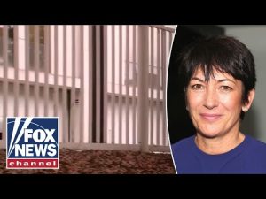 Read more about the article NEW: Ghislaine Maxwell leaves courthouse as Trump weighs pardon