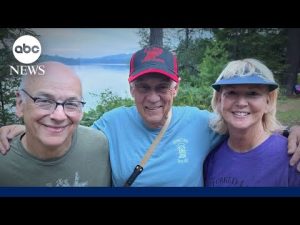 Read more about the article America Strong: Newfound siblings at 76 years old