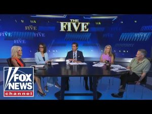 Read more about the article ‘The Five’: Jay Leno gives late-night comedy a lesson