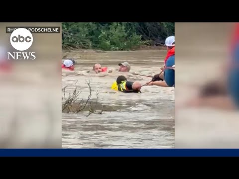 You are currently viewing Texas volunteer firefighters make daring rescue during deadly flooding