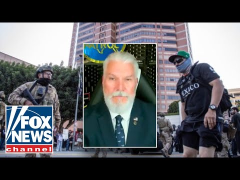 You are currently viewing ICE removes airplane hijacker among 1,361 violent criminals in Houston sweep