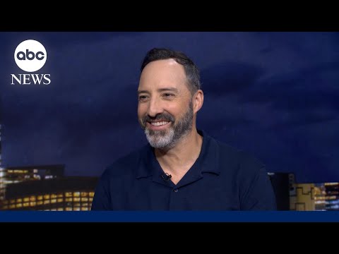 You are currently viewing Actor Tony Hale talks portraying grief through ‘comedic horror’ in new movie
