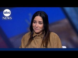 Read more about the article Pamela Adlon on returning to the voice of Bobby on ‘King of the Hill’