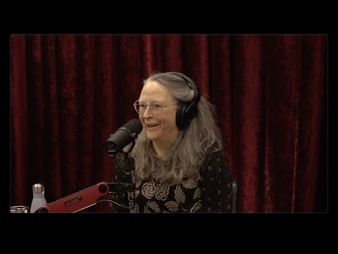 You are currently viewing Joe Rogan Experience #2360 – Caroline Fraser
