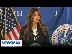 Read more about the article Kristi Noem: Gov. Pritzker, Mayor Johnson are choosing criminals over citizens